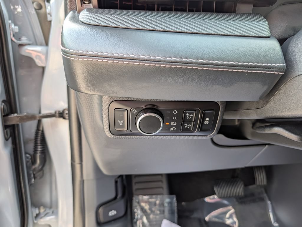 Certified 2025 Ford Mustang Mach-E Premium AWD/4WD image 21
