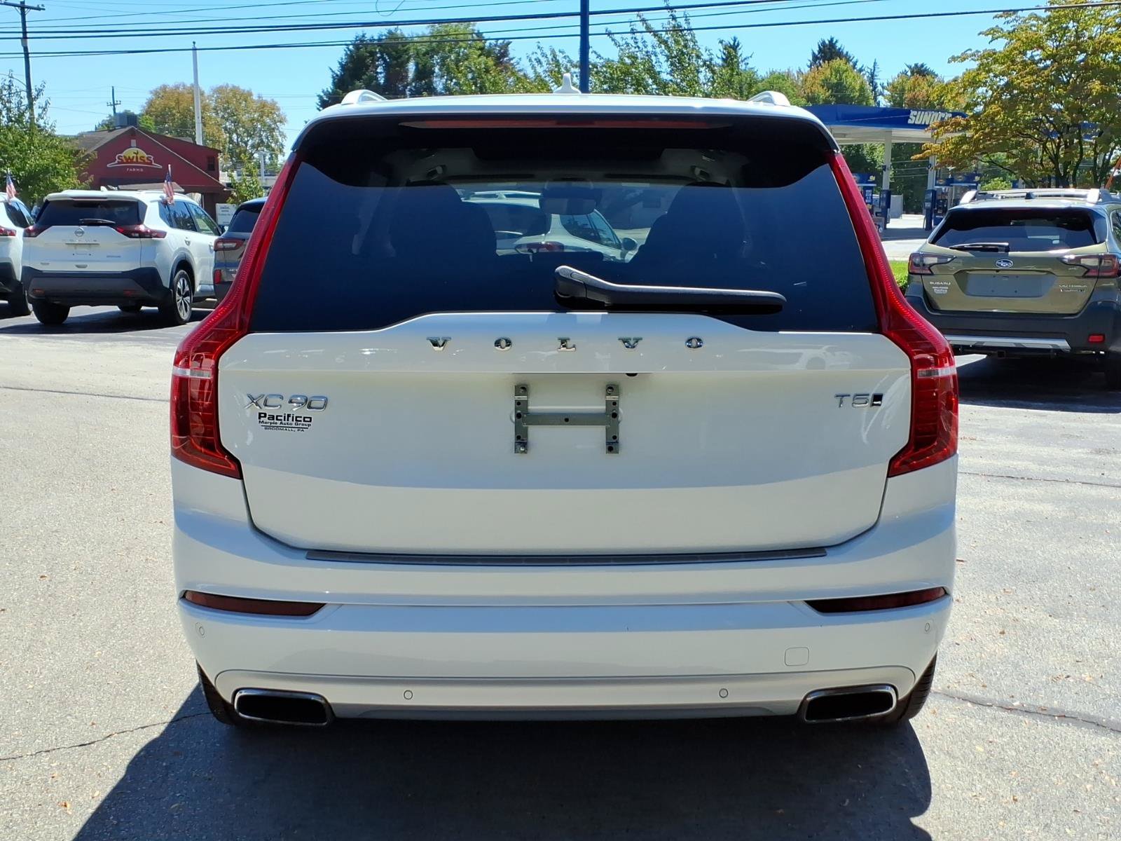 Used 2020 Volvo XC90 T5 Momentum w/ Protection Package Premier AWD/4WD image 4