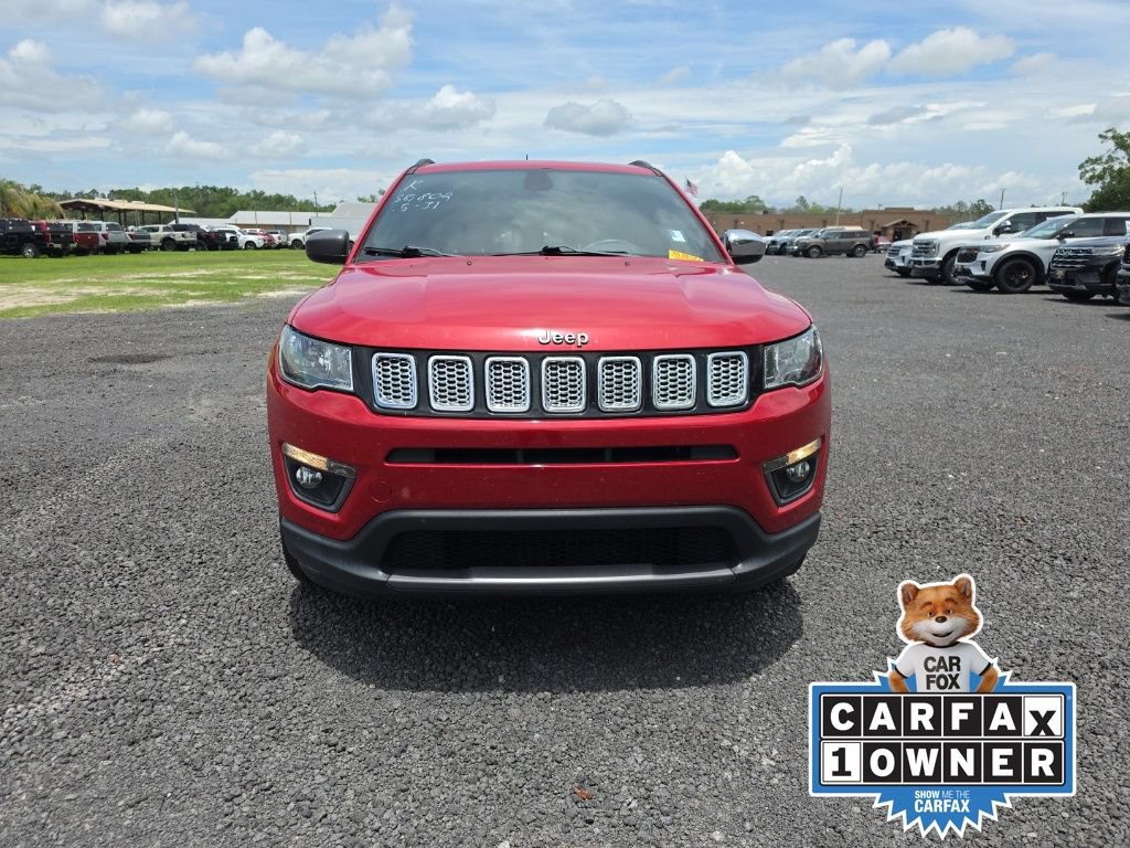 Used 2021 Jeep Compass Latitude w/ Sun and Sound Group AWD/4WD image 8