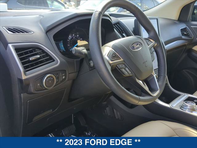 Certified 2023 Ford Edge SEL w/ Convenience Package AWD/4WD image 12