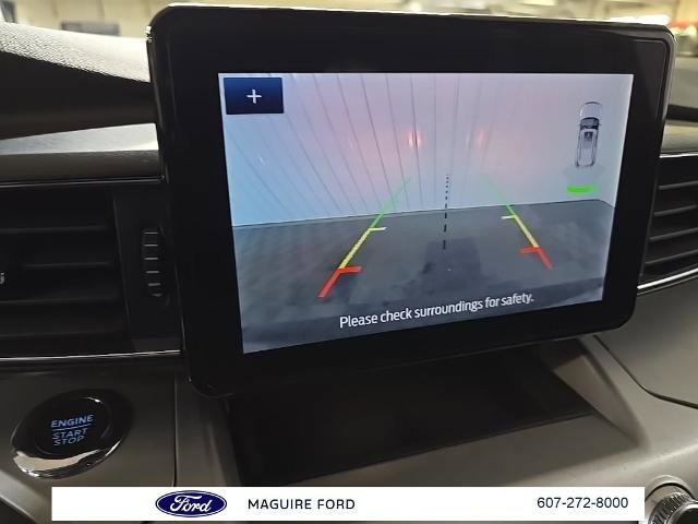 Certified 2022 Ford Explorer XLT w/ Equipment Group 202A image 18