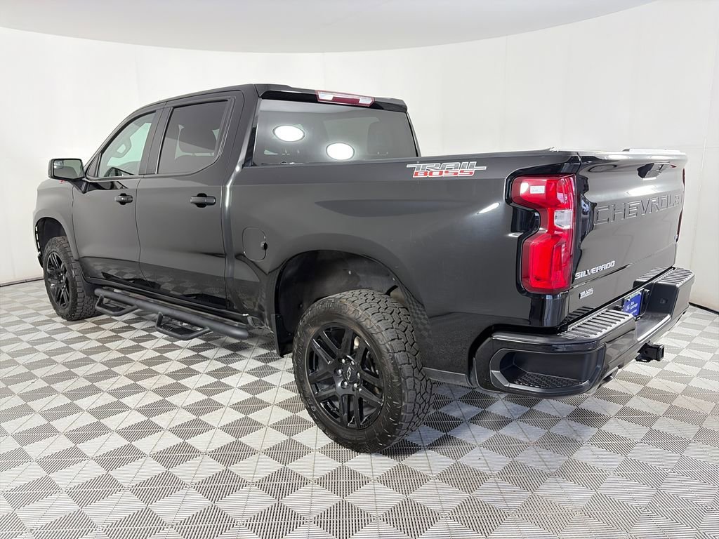 Used 2021 Chevrolet Silverado 1500 LT Trail Boss w/ Bed Protection Package AWD/4WD image 5