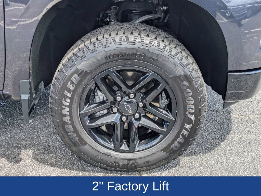 Used 2023 Chevrolet Silverado 1500 LT Trail Boss AWD/4WD image 12