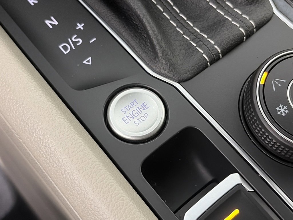 Used 2023 Volkswagen Atlas SEL image 23