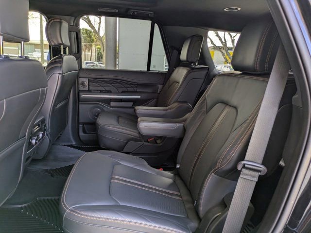 Certified 2023 Ford Expedition Platinum image 20