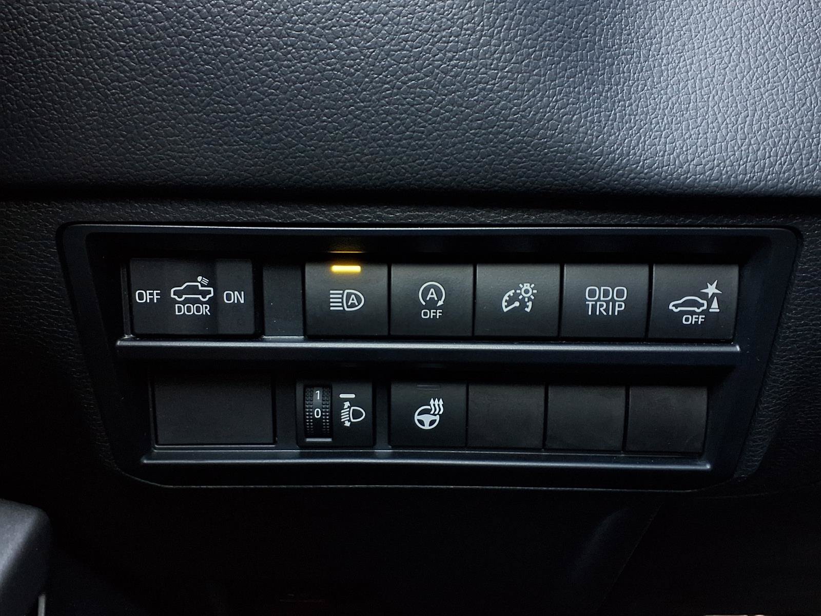 Used 2023 Toyota Tundra Limited w/ TRD Off-Road Package AWD/4WD image 17