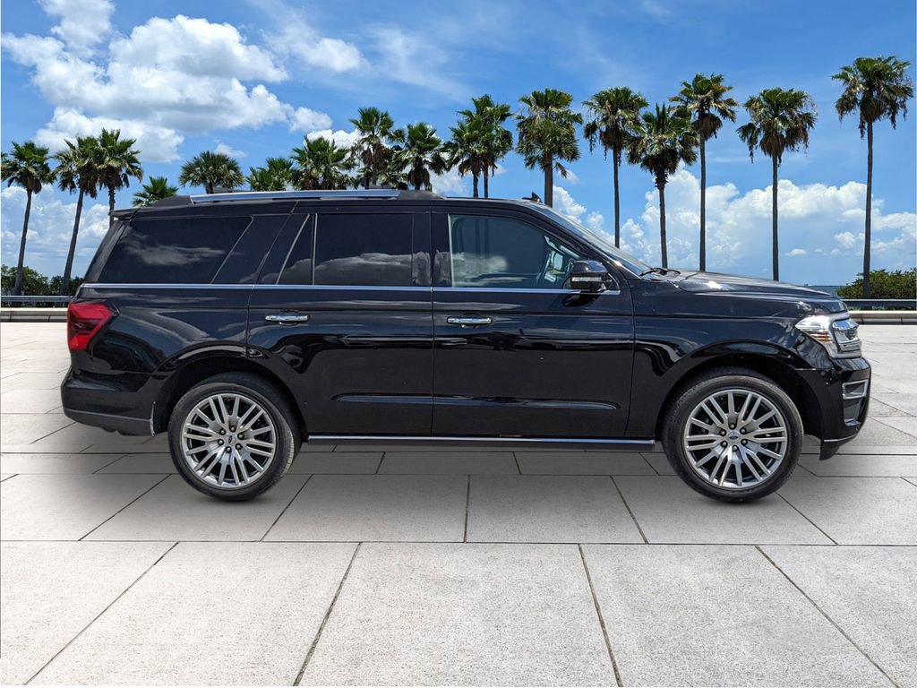 Certified 2024 Ford Expedition Limited image 11