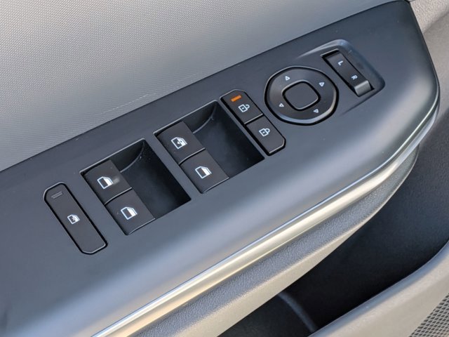 Used 2025 Kia K4 FWD image 14