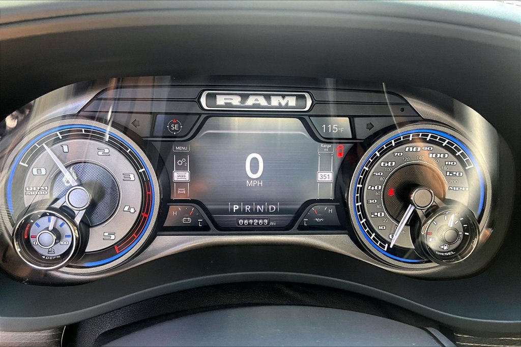 Used 2022 RAM 3500 Limited AWD/4WD image 16