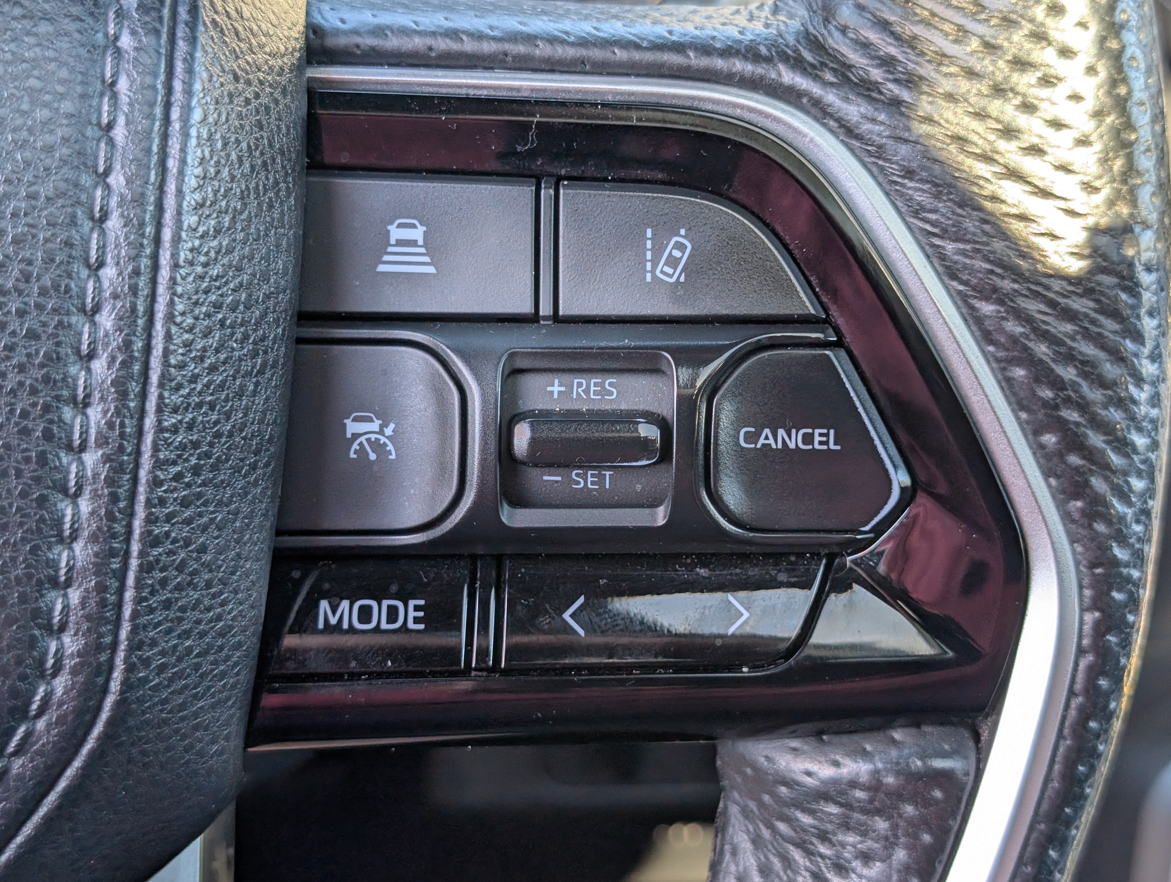 Used 2023 Toyota Tundra Platinum AWD/4WD image 28