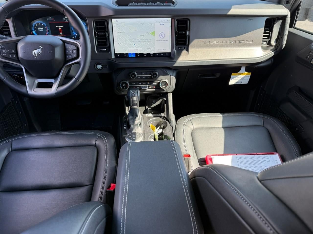 Certified 2025 Ford Bronco Big Bend w/ Black Diamond Package AWD/4WD image 10