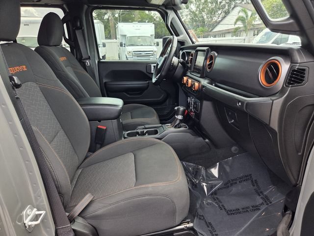 Used 2023 Jeep Gladiator Mojave w/ Trailer Tow Package AWD/4WD image 21