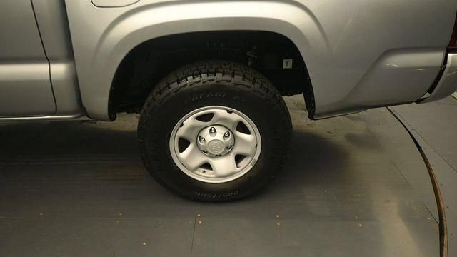 Used 2023 Toyota Tacoma SR AWD/4WD image 9