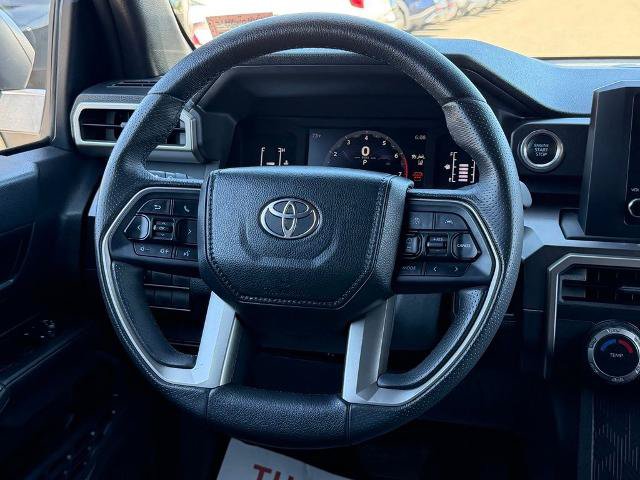 Used 2026 Toyota 4Runner SR5 AWD/4WD image 16