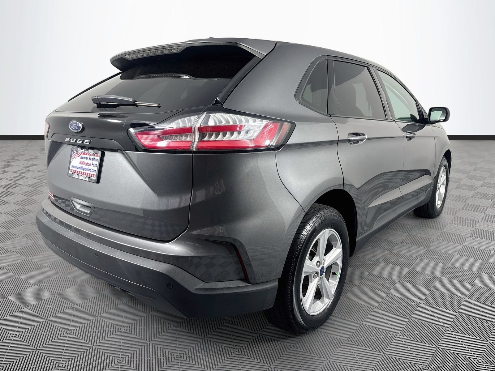 Certified 2021 Ford Edge SE FWD image 7