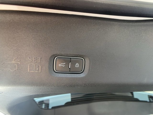 Certified 2025 Ford Expedition Active image 48