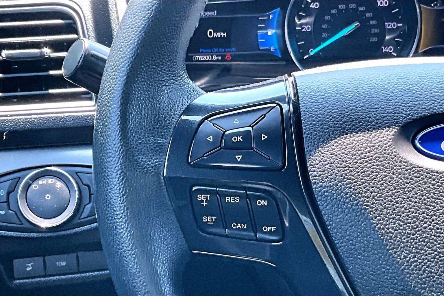 Certified 2018 Ford Explorer XLT w/ Equipment Group 202A AWD/4WD image 20