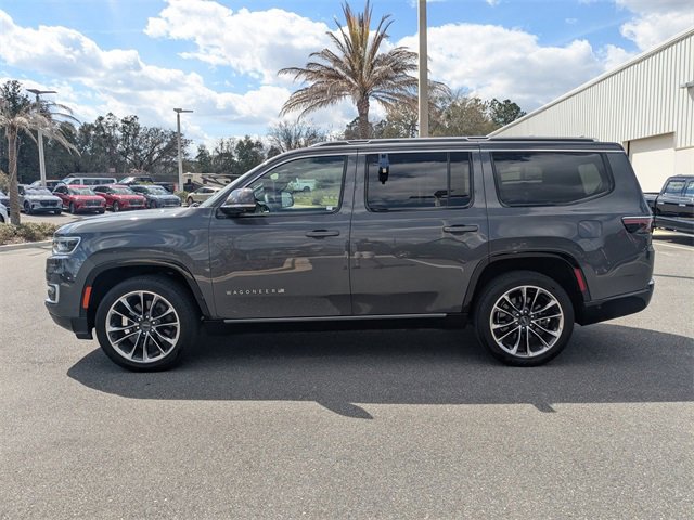 Used 2022 Jeep Wagoneer Series III w/ Premium Group I image 6