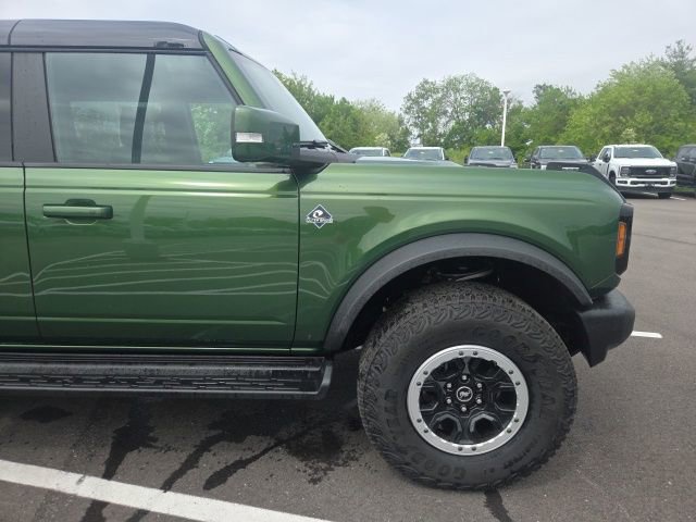 Certified 2025 Ford Bronco Outer Banks w/ Sasquatch Package AWD/4WD image 4