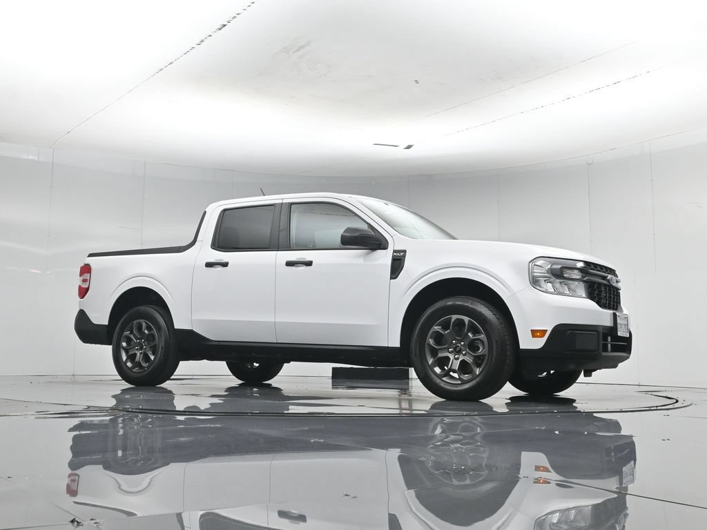 Certified 2023 Ford Maverick XLT w/ Equipment Group 300A Standard AWD/4WD image 4