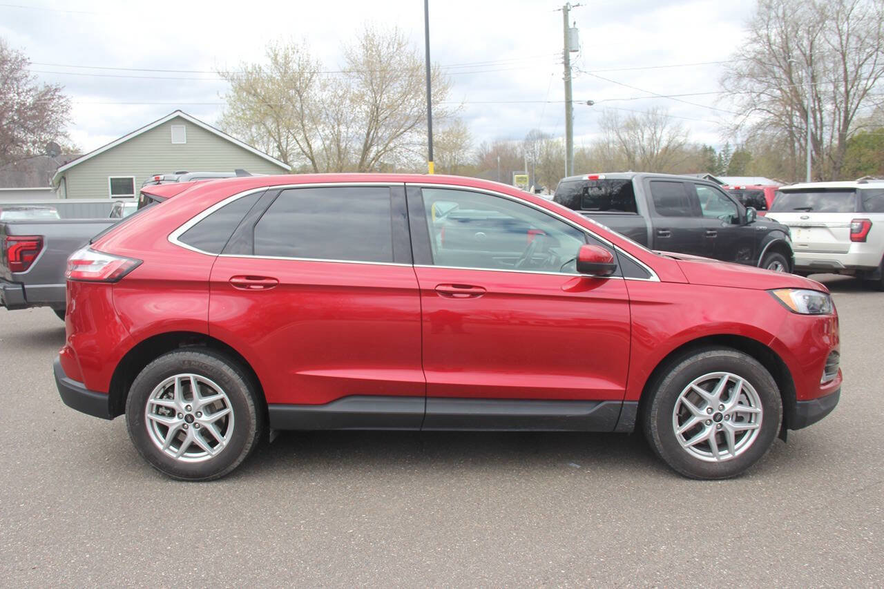 Certified 2023 Ford Edge SEL w/ Convenience Package AWD/4WD image 2