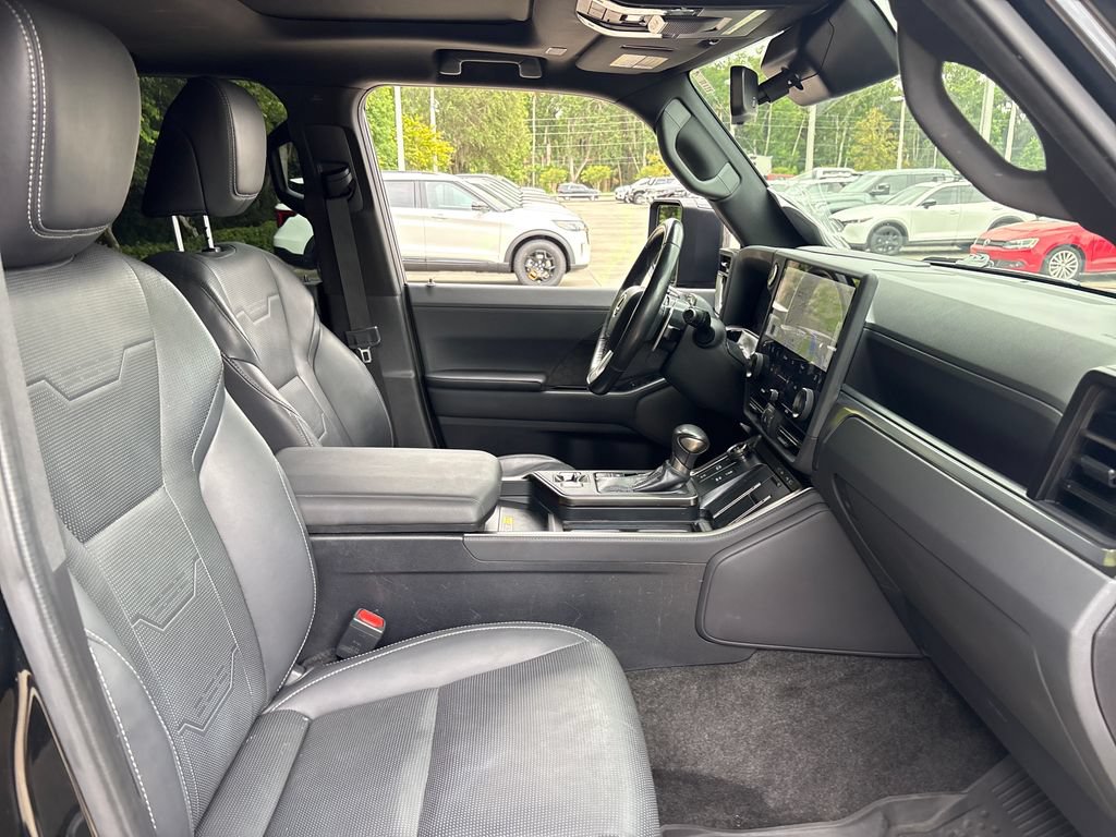 Used 2024 Lexus GX 550 w/ Accessory Package (Z1) AWD/4WD image 29