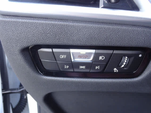 Used 2025 BMW 430i xDrive Coupe w/ Premium Package AWD/4WD image 17