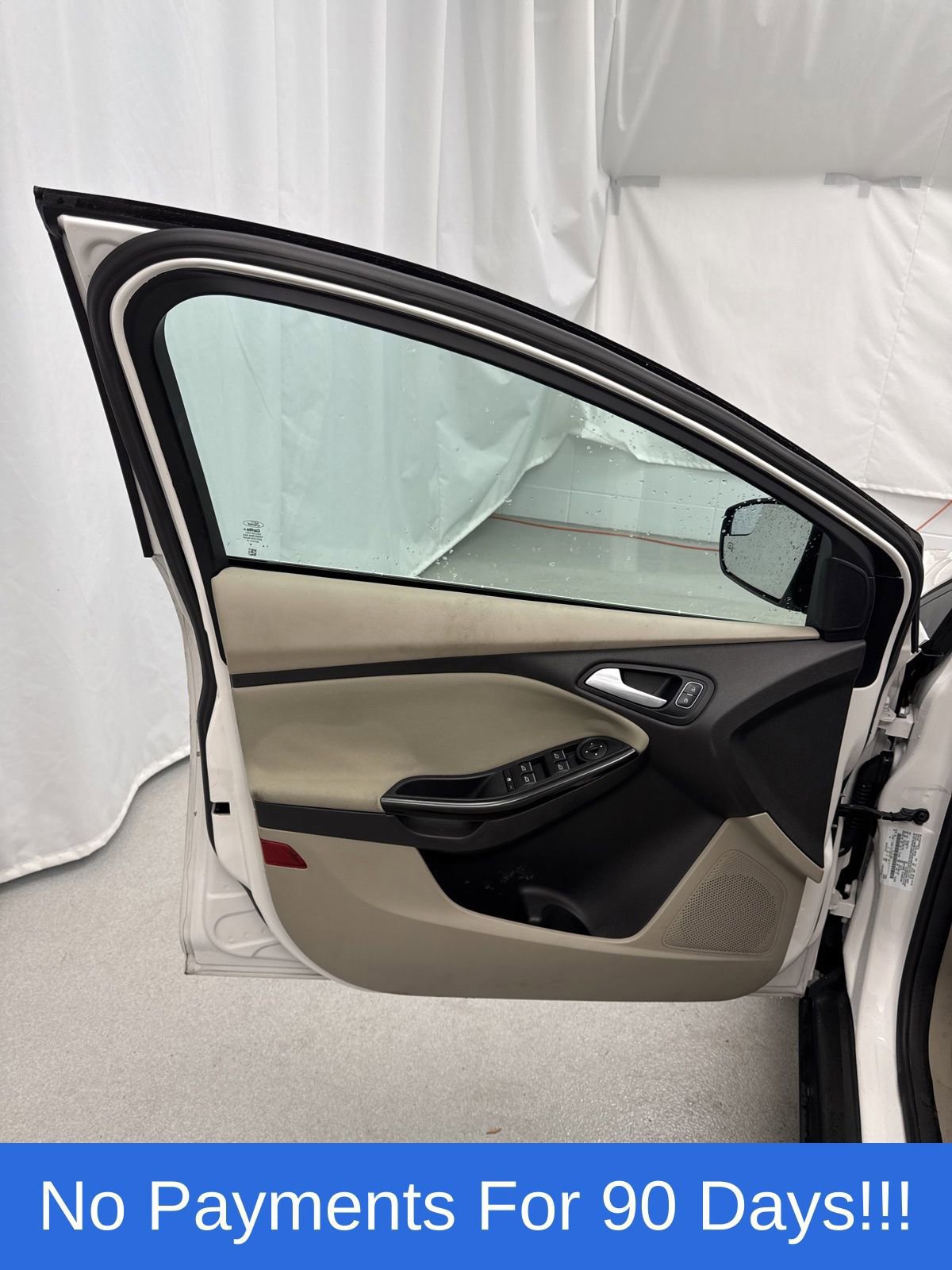 Certified 2018 Ford Focus Electric Hatchback image 12