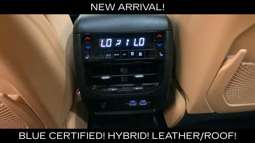 Used 2022 Jeep Grand Cherokee Summit AWD/4WD image 30