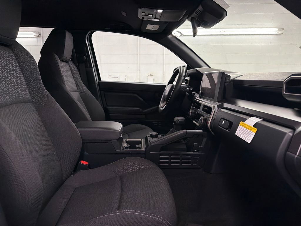 Used 2025 Toyota 4Runner SR5 RWD image 28