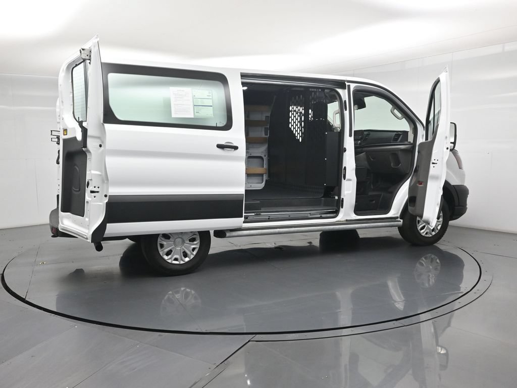 Certified 2025 Ford Transit 250 Low Roof w/ Exterior Upgrade Package RWD image 4