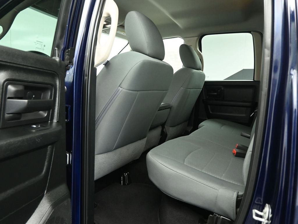 Used 2018 RAM 1500 Express image 45