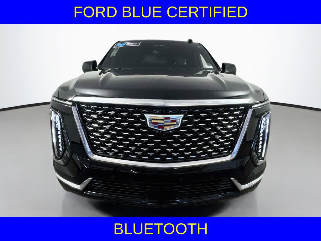 Used 2025 Cadillac Escalade ESV Premium Luxury w/ Touring Package AWD/4WD image 3