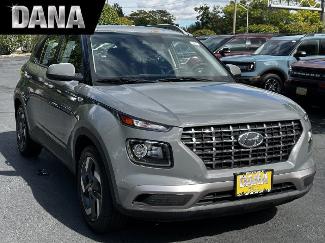Used 2022 Hyundai Venue SEL