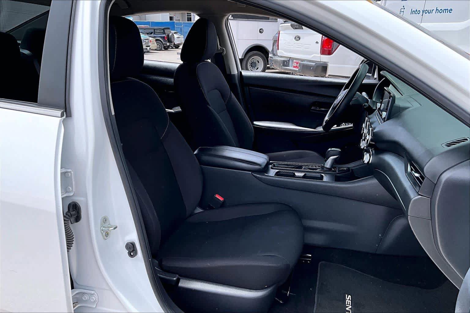 Used 2025 Nissan Sentra S FWD image 9
