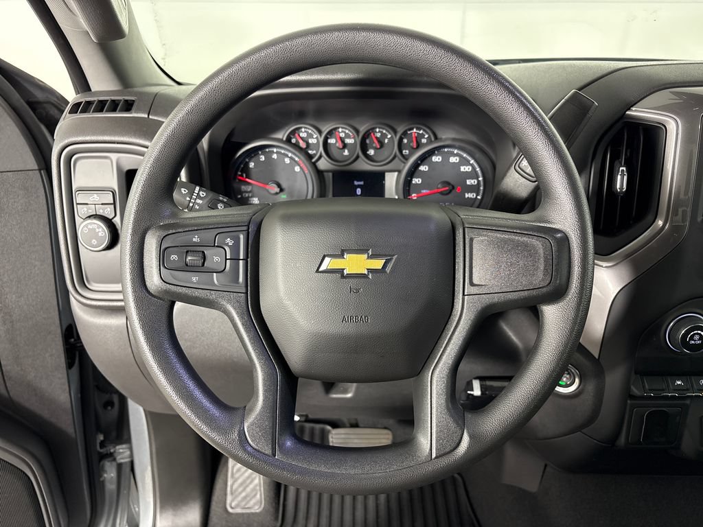 Used 2023 Chevrolet Silverado 1500 Custom RWD image 17
