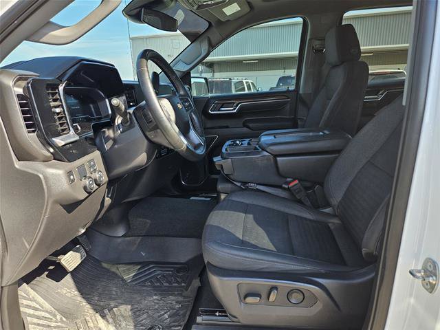 Used 2024 Chevrolet Silverado 1500 LT RWD image 10