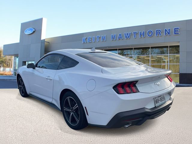 Certified 2025 Ford Mustang Coupe RWD image 5