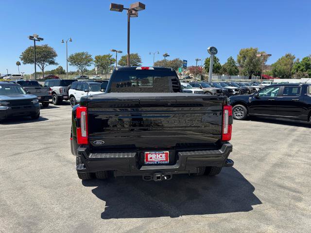 Certified 2026 Ford F450 Platinum w/ FX4 Off-Road Package AWD/4WD image 6