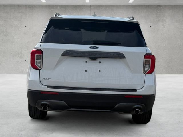 Certified 2023 Ford Explorer XLT w/ Equipment Group 202A image 4