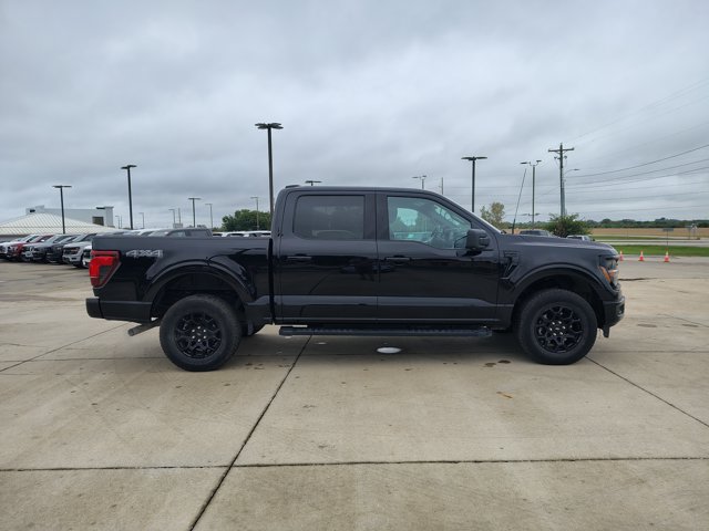 Certified 2024 Ford F150 XLT w/ XLT Black Appearance Package AWD/4WD image 7