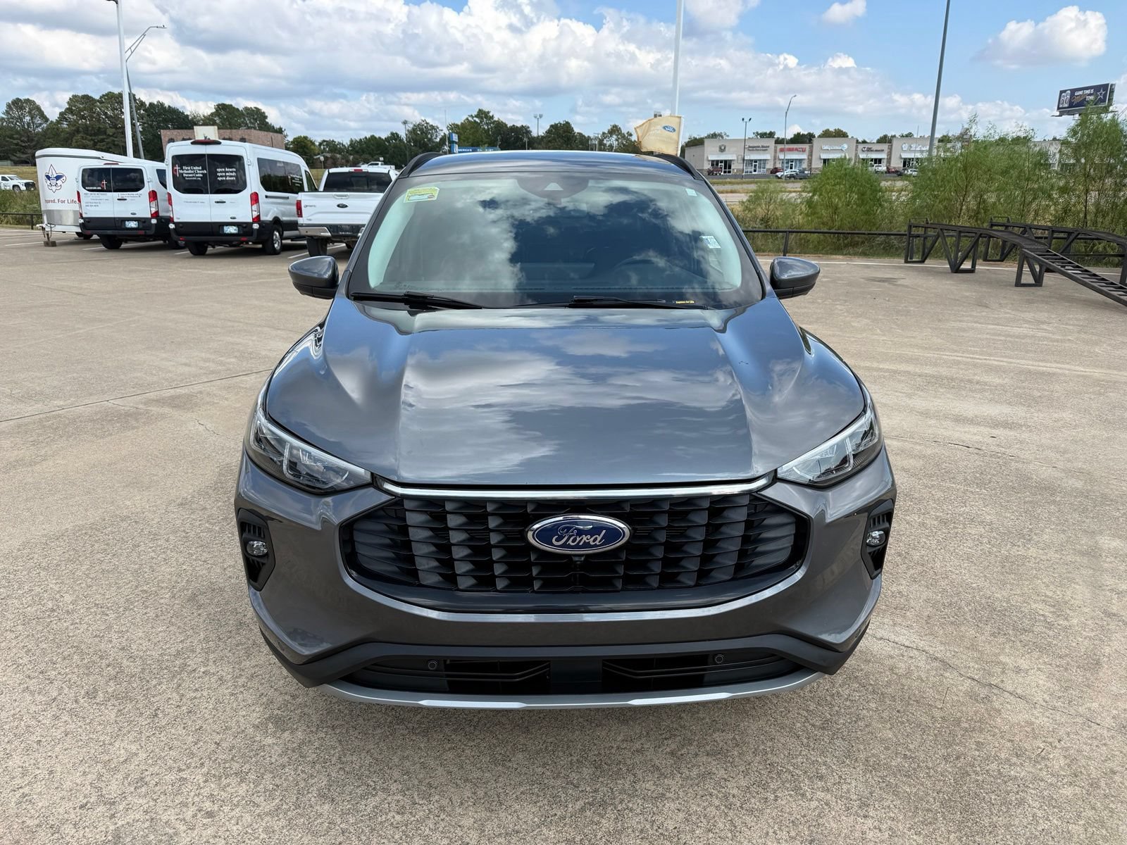 Certified 2024 Ford Escape Platinum AWD/4WD image 2
