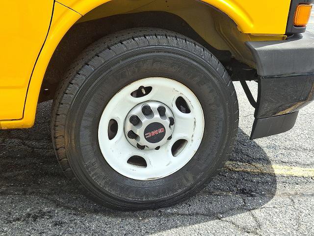 Used 2021 GMC Savana 3500 w/ Power Convenience Package RWD image 28