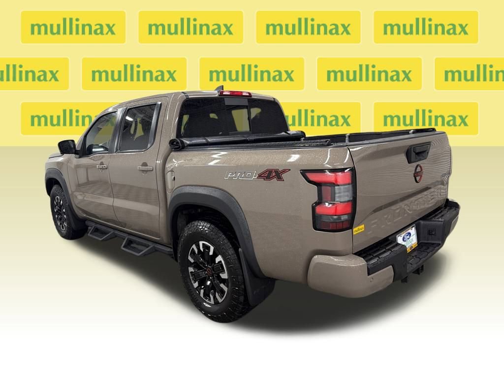 Used 2023 Nissan Frontier PRO-4X w/ Pro Convenience Package image 5