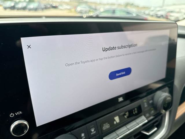 Used 2024 Toyota Grand Highlander AWD Hybrid image 28