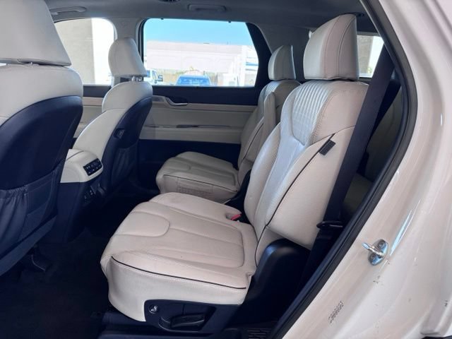 Used 2024 Hyundai Palisade Limited AWD/4WD image 12
