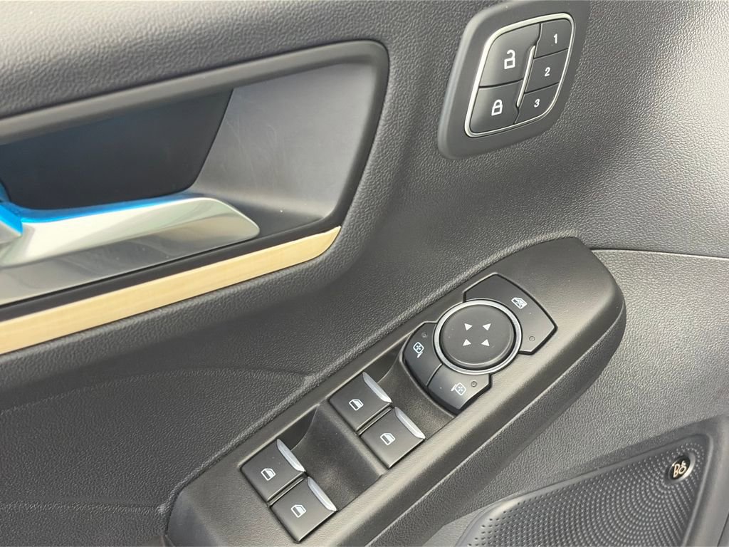 Certified 2021 Ford Escape Titanium w/ Titanium Elite Package image 23