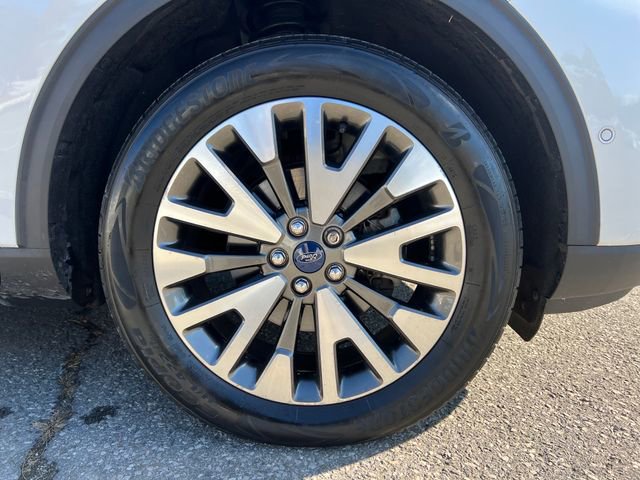 Certified 2020 Ford Escape Titanium image 13