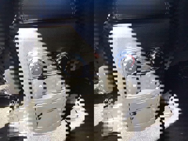 Certified 2022 Ford Explorer XLT w/ Equipment Group 202A image 21