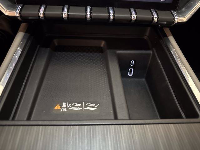 Used 2026 GMC Acadia Elevation w/ Elevation Premium Package FWD image 20